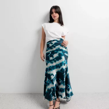 Falda Midi Satinada Estampada Tie Dye