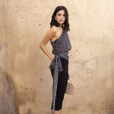 Top Asimétrico Estampado