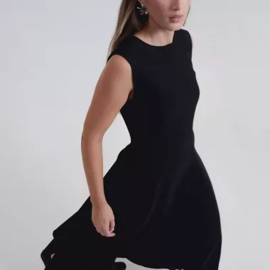 Vestido Midi Nesgas